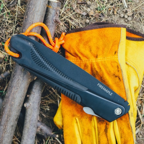 Piła składana FireMaple Knight Folding Hand Saw - złożona 1 Piła składana FireMaple Knight Folding Hand Saw - złożona 1