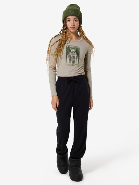 Koszulka damska z wełny merino Super.Natural Bearski LS z długim rękawem - khaki - na modelu 1