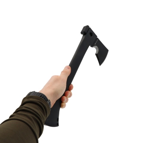 Toporek multitool JB Tacticals JB-17 - czarny - w ręce