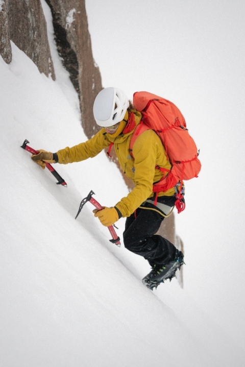 Czekan Blue Ice Akila - użycie