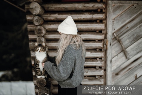 Czapka z wełny merino SuperYellow Inari - lifestyle 5