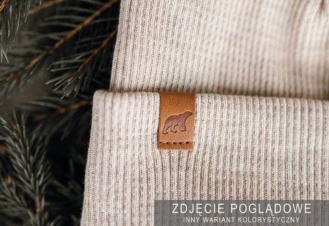 Czapka z wełny merino SuperYellow Inari - lifestyle 8