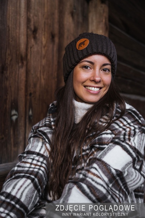 Czapka z wełny merino SuperYellow Björn - lifestyle 1