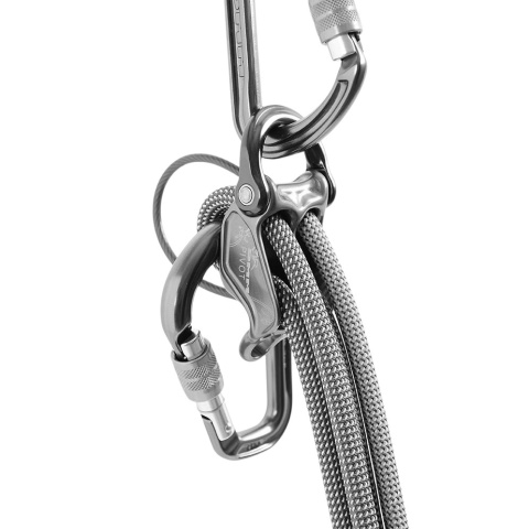 Przyrząd asekuracyjno-zjazdowy DMM Pivot - użycie 1