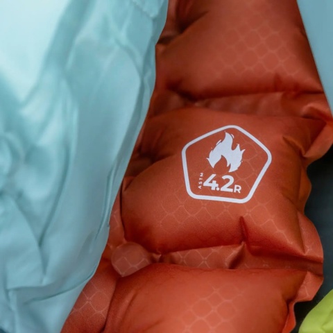 Materac turystyczny Klymit Insulated Static V Peak - detal 4