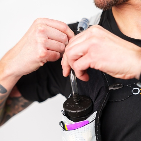 Kamizelka biegowa Oxsitis Ghost 8 - grey/orange - softflask 3