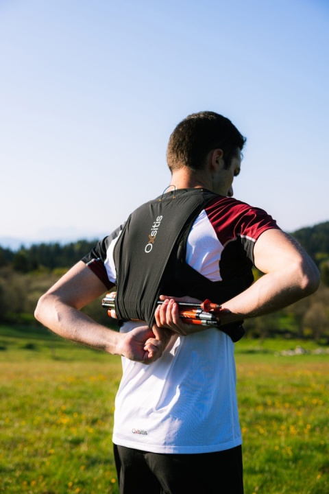 Kamizelka biegowa Oxsitis Ghost 8 - black - lifestyle 3