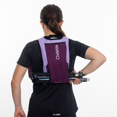 Kamizelka biegowa damska Oxsitis Gravity 10 - lilac - przenoszenie kijów 2