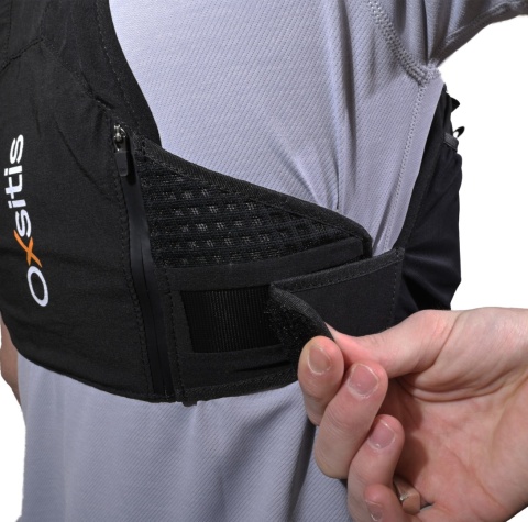Kamizelka biegowa Oxsitis Gravity 5 - black - dopasowanie 2