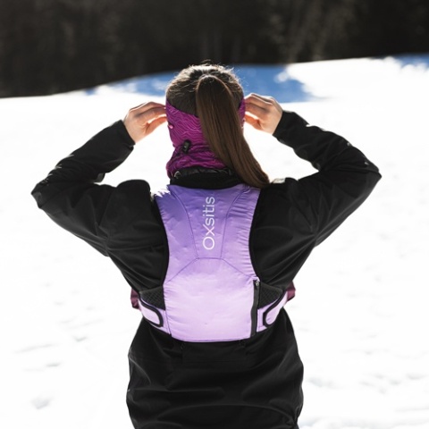 Kamizelka biegowa damska Oxsitis Gravity 5 - lilac - lifestyle 1