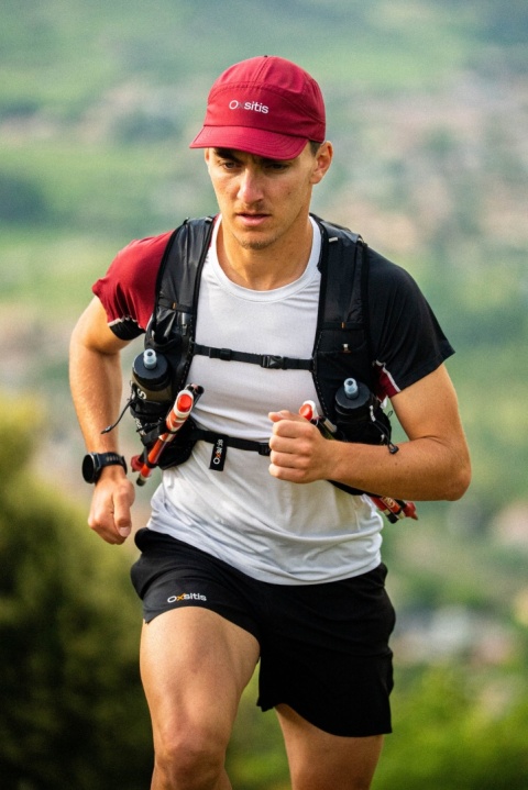 Plecak biegowy Oxsitis Spectre 16 - black/orange - lifestyle 2