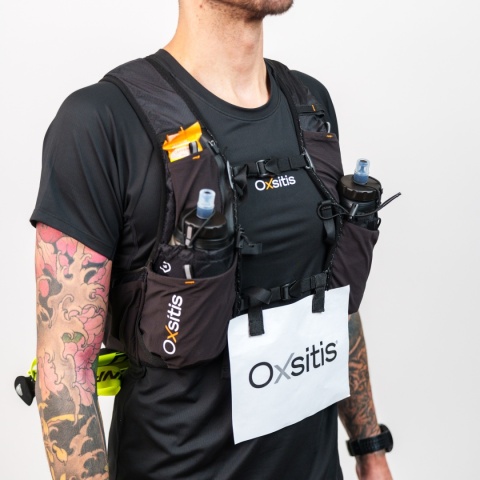 Plecak biegowy Oxsitis Spectre 16 - black/orange - bok model