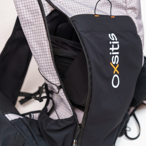 Plecak biegowy Oxsitis X-Plore 28+5 - grey - zapięcie 1