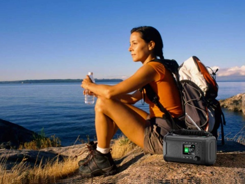 Radio wielofunkcyjne Sandberg Survivor DAB Radio All-in-1 20000 - lifestyle 1