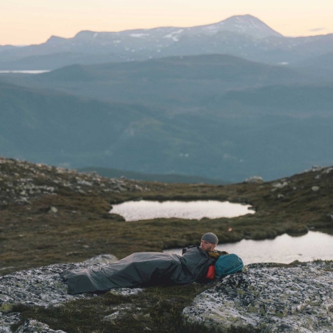 Płachta biwakowa bivy bag Lifesystems Venture Lite Bivi - lifestyle 4