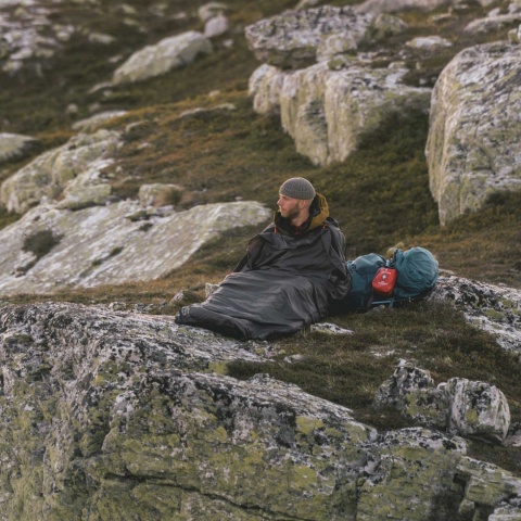 Płachta biwakowa bivy bag Lifesystems Venture Lite Bivi - lifestyle 3