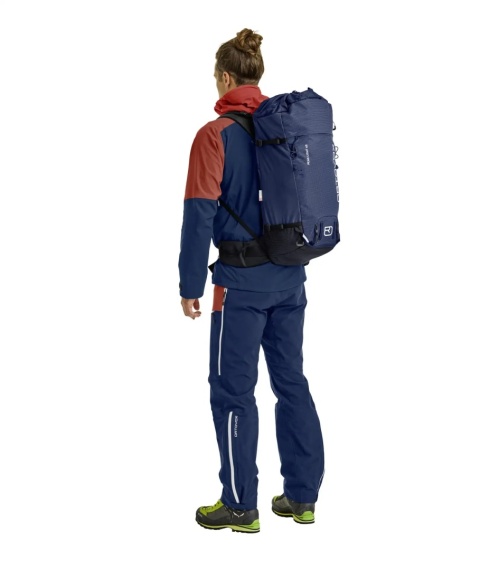Plecak wysokogórski Ortovox Peak Light 40 - użycie 3